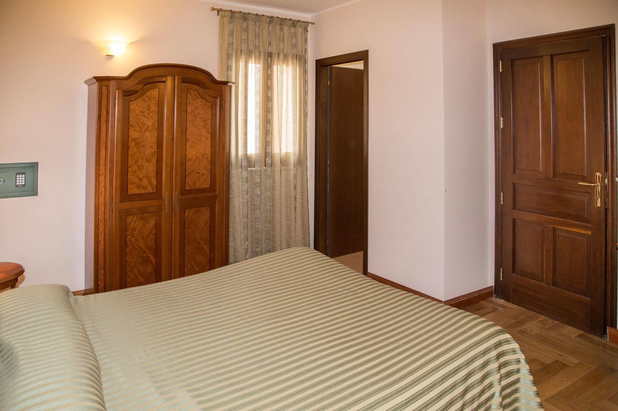 Residence Acropoli Szirakúza Kültér fotó
