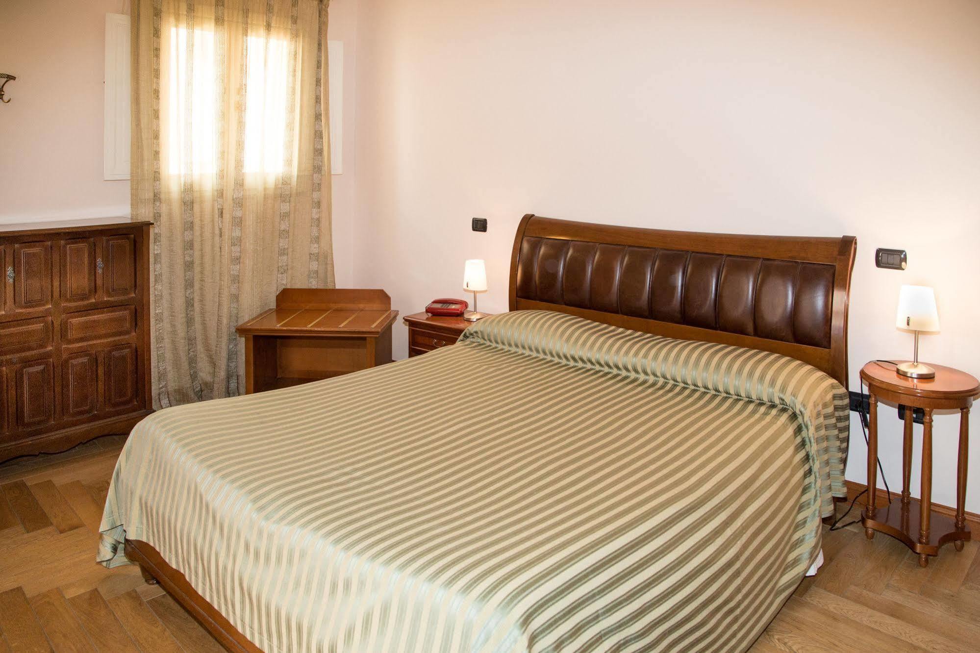 Residence Acropoli Szirakúza Kültér fotó